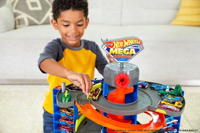 DLF05 / DLF01 HOT WHEELS TRACK BUILDER  MATTEL